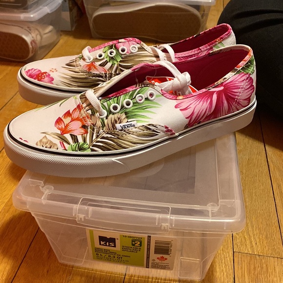 Vans floral size 8.5 - Picture 2 of 4